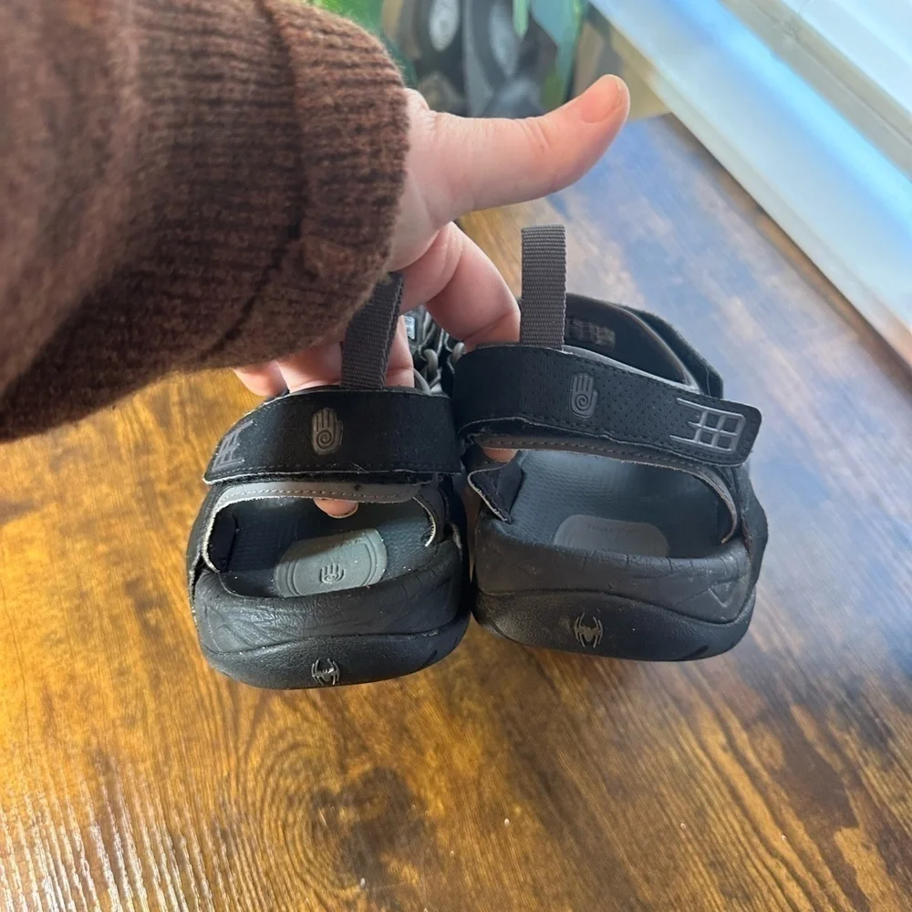 Teva Men’s Black Minam River Sandals Size 11